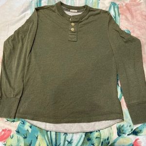 Long sleeve top